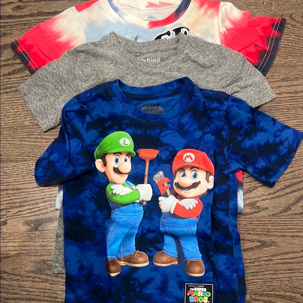 Blue Mario and Luigi Short Sleeve Tee